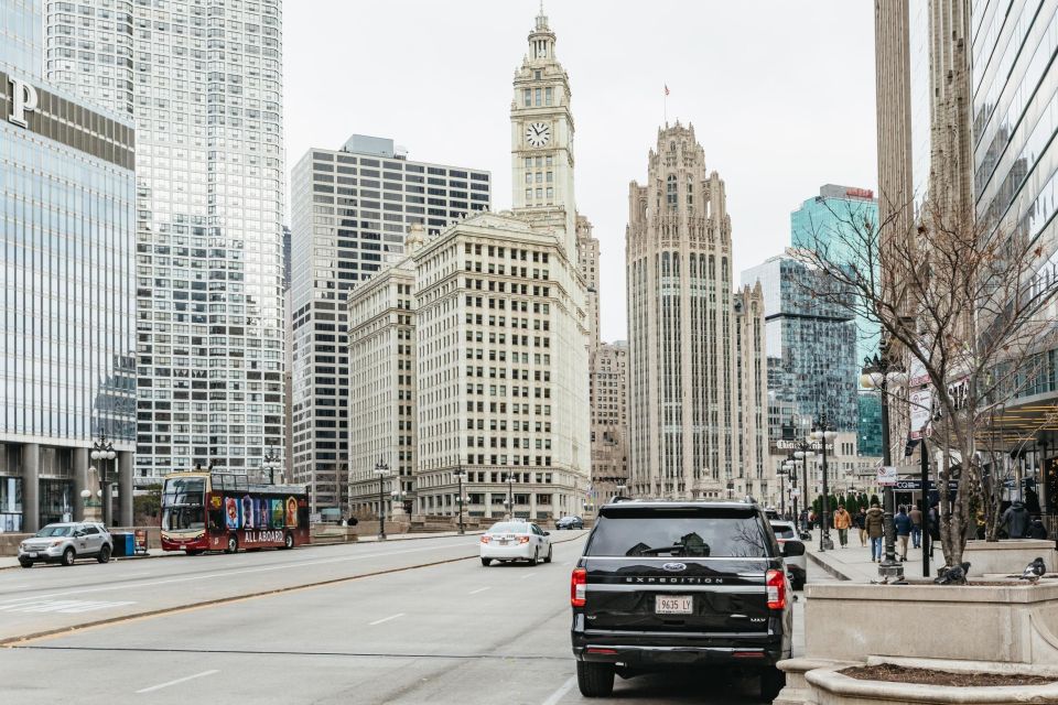 Chicago: Gangsters and Ghosts Guided Walking Tour