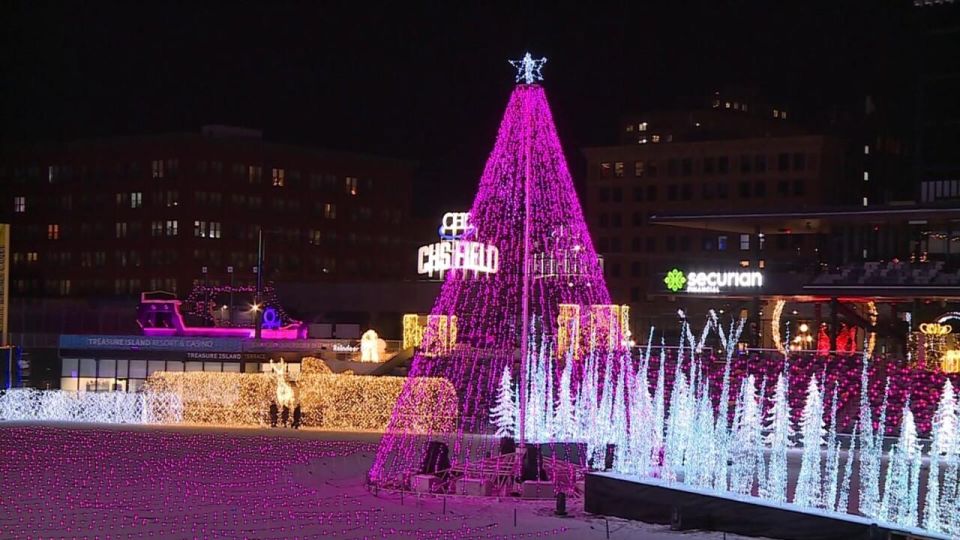 Christmas in the City: A Minneapolis Walking Tour