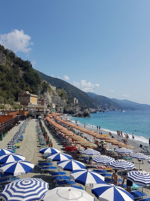 Cinque Terre: Private Walking Tour Through Villages