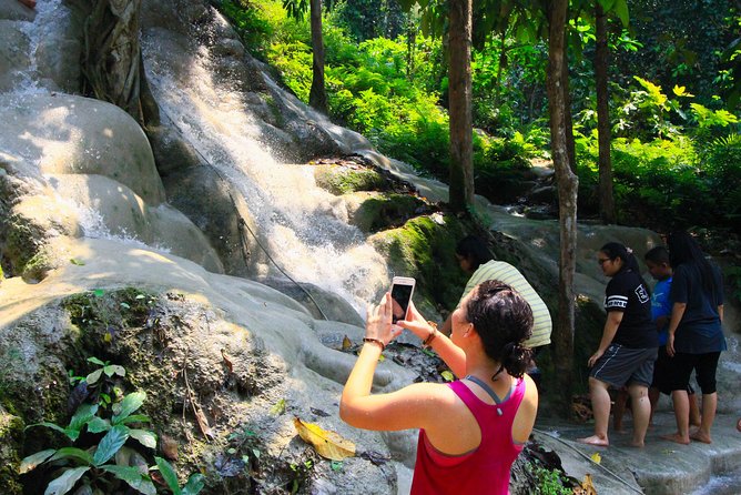 Climb Sticky Waterfall Like a Spiderman