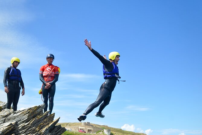 Coasteering Experience in Newquay - Overview of Coasteering in Newquay