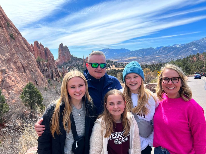 Colorado Springs: Garden of the Gods Guided Jeep Tour