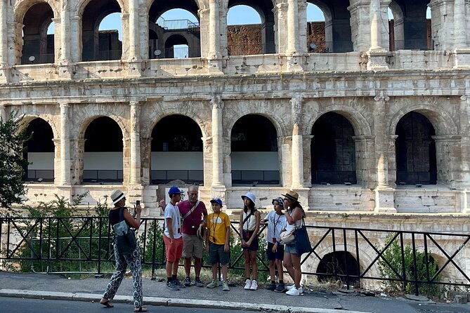 Colosseum, Palatine Hill and Roman Forum Guided Tour