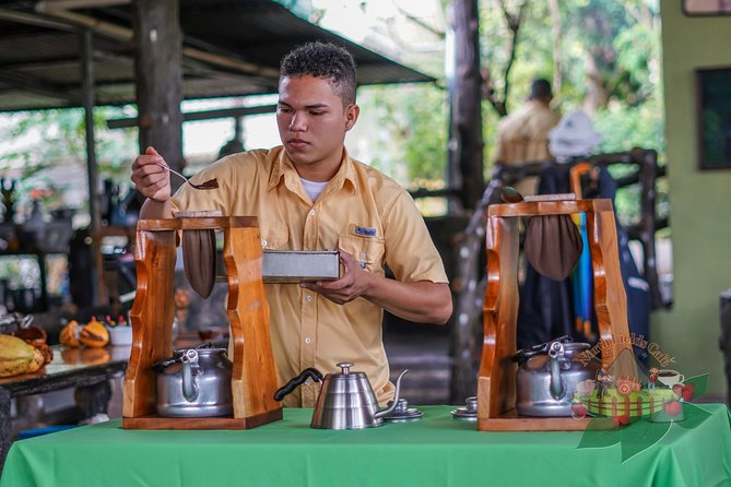 Costa Rican Coffee and Chocolate Crafting Experience: North Fields Cafe