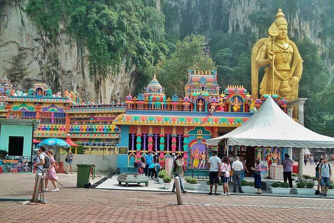 Country & Batu Caves Half-Day Tour (Private Tour)