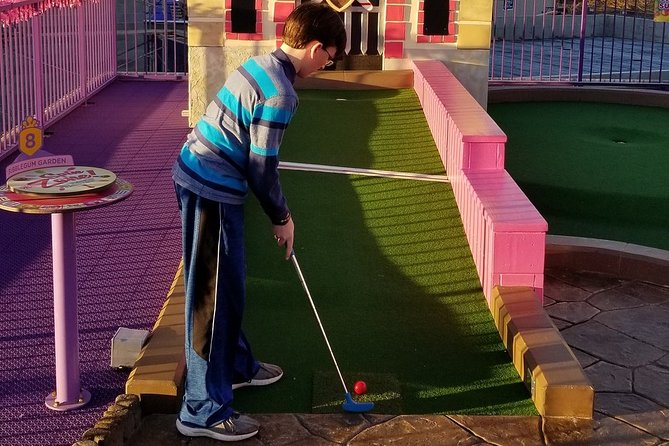 Crave Golf Club – Two Courses of Mini Golf