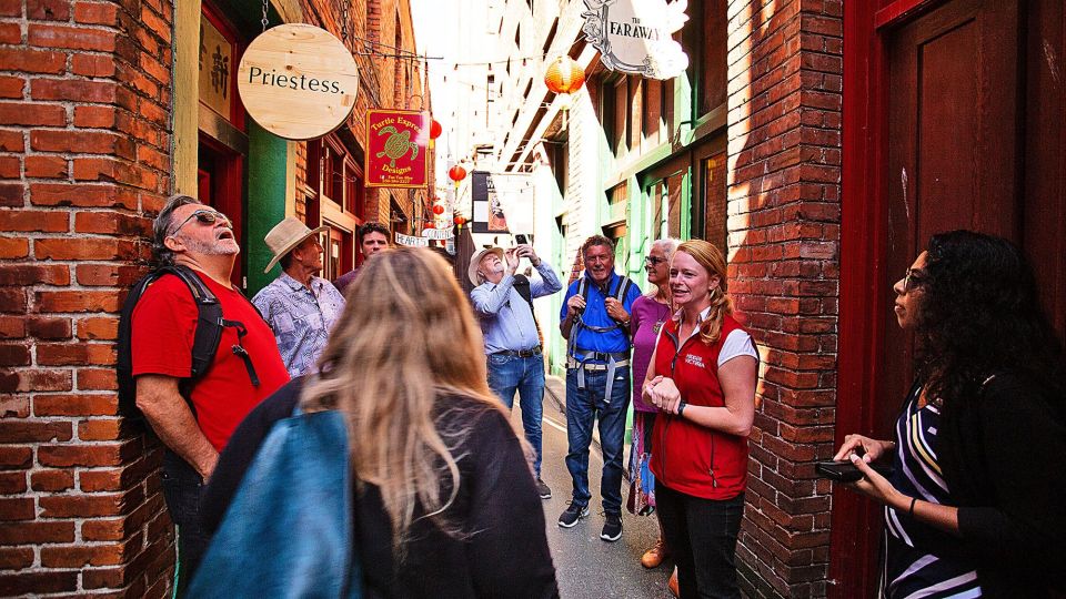 Cultural & Historical Victoria Walking Tour