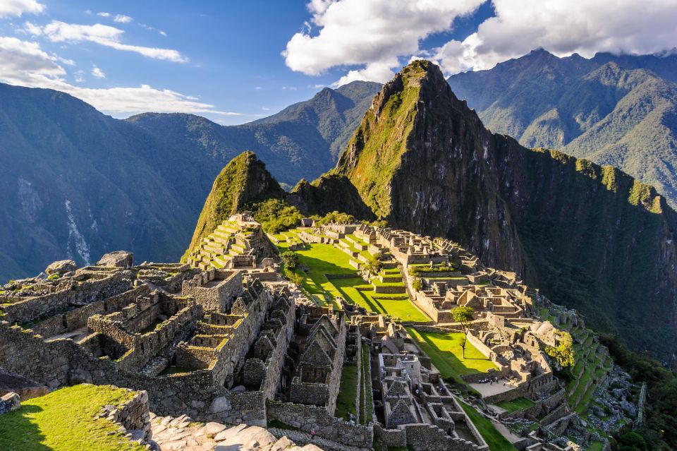 Cusco: Machu Picchu Magic + Sacred Valley 3D-2N Tour