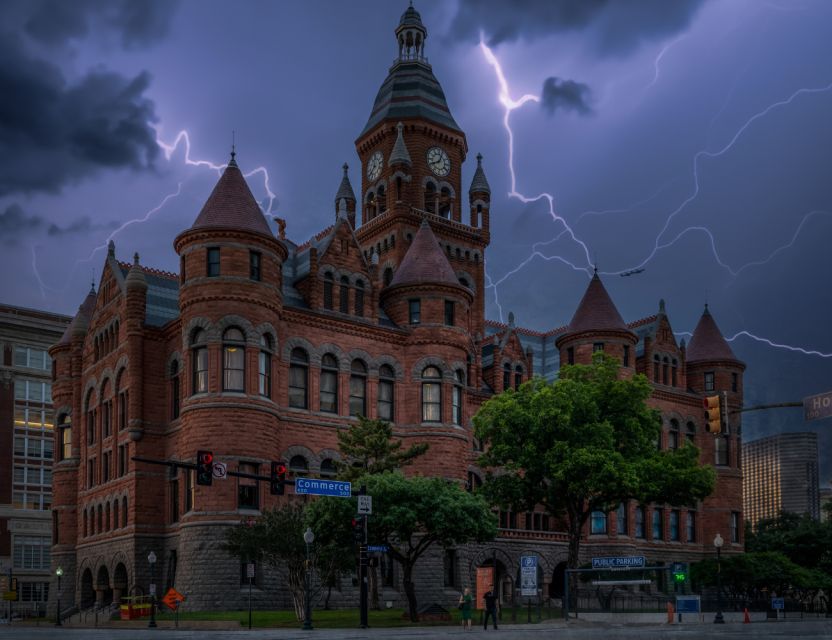 Dallas: Historic West End Ghost Walking Tour