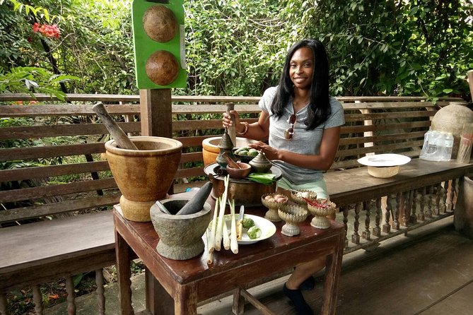 Damnoen Saduak Floating Market Small Group Tour