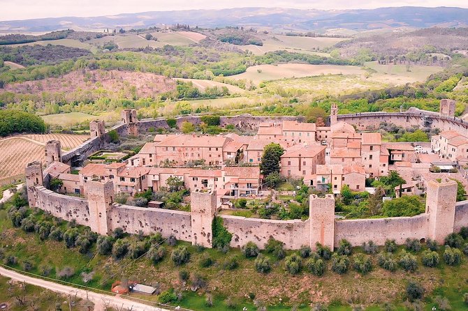 Day Trip to San Gimignano, Siena, Monteriggioni, and Chianti With Lunch and Wine Tasting