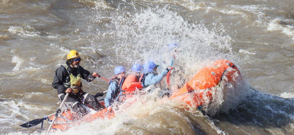 Denali, Alaska: Canyon Wave Raft Class III-IV Paddle/Oar