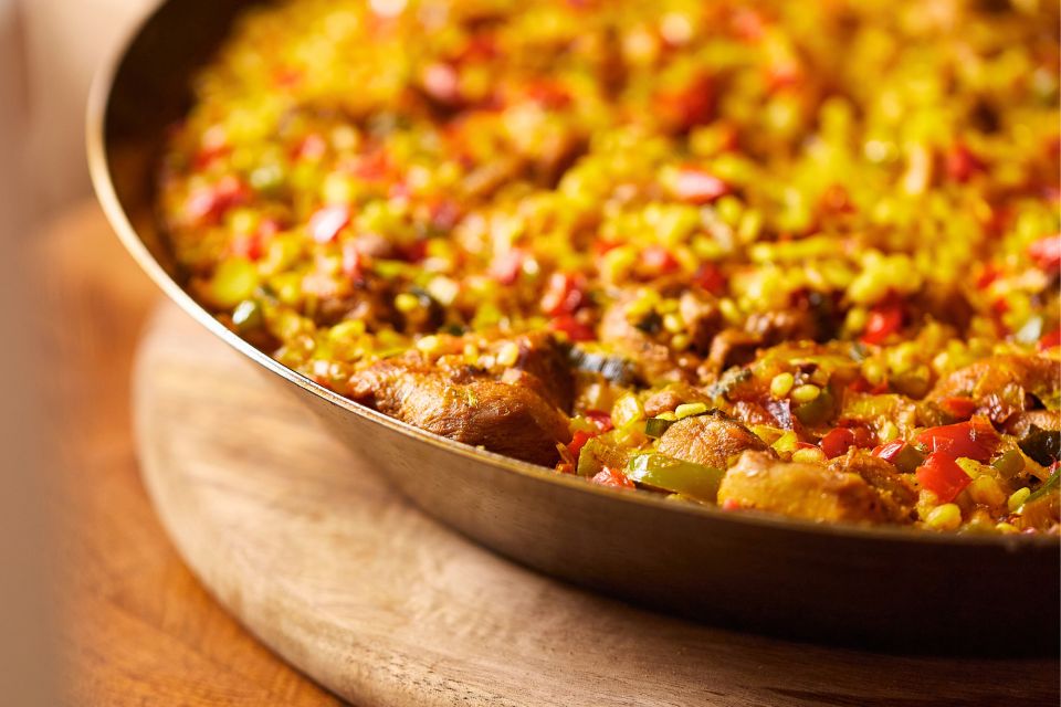 Denver : Paella Cooking Class With Local Chef