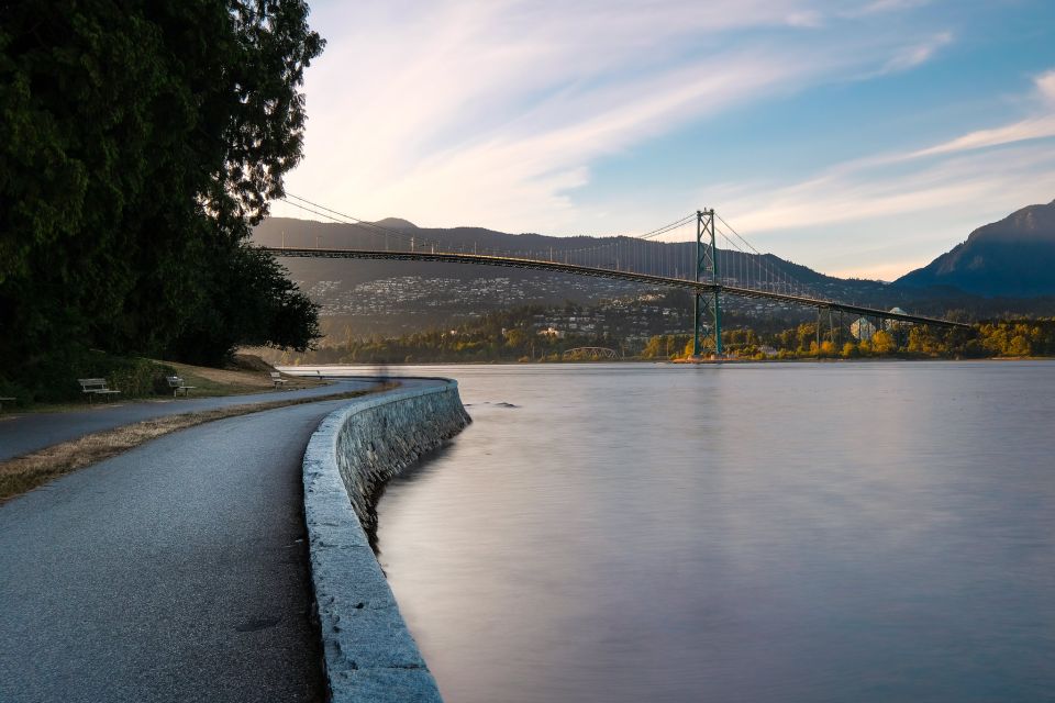 Discover Stanley Park With a Smartphone Audio Walking Tour - Explore the Parks History