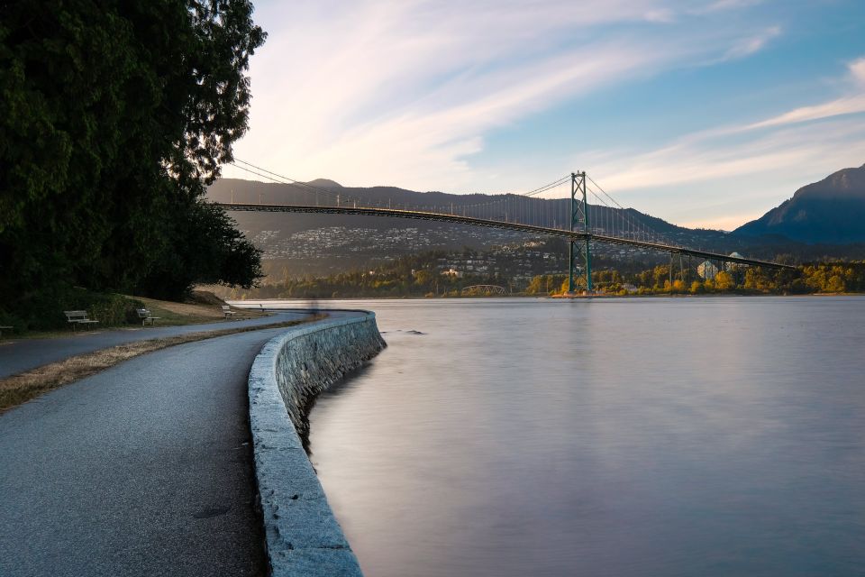 Discover Stanley Park With a Smartphone Audio Walking Tour