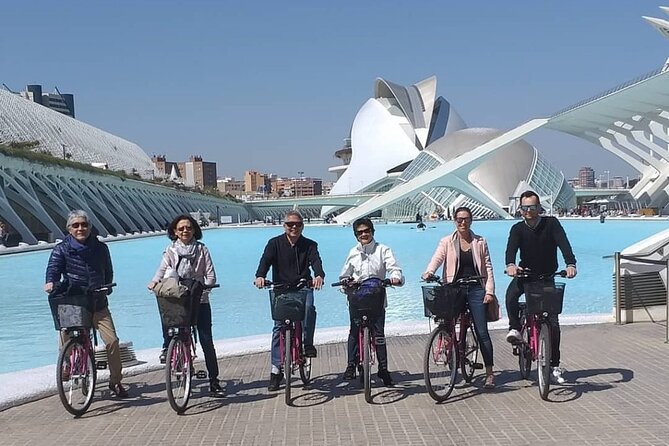 Discover Valencia Bike Tour - City Center Meeting Point - Overview of the Bike Tour
