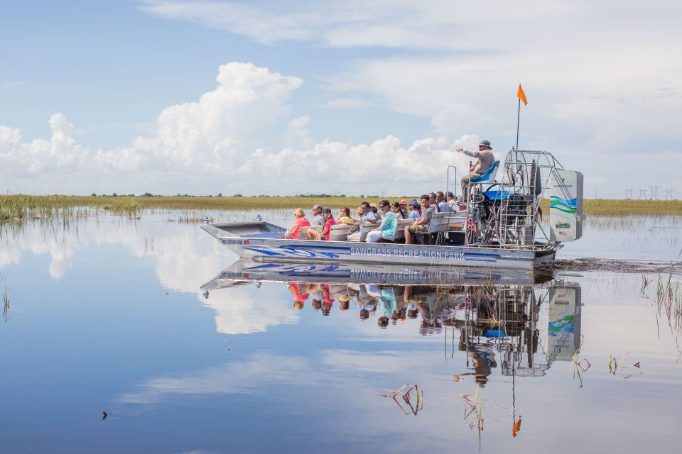 Everglades: Sawgrass Park Day Time Airboat Tour & Exhibits