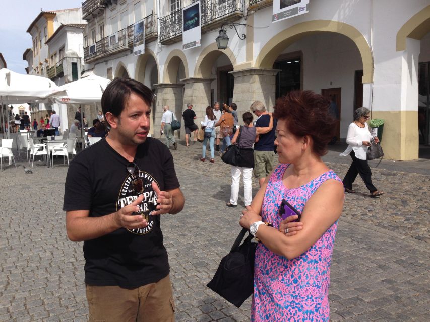 Évora: Private Tour With Entrance Tickets to Main Monuments