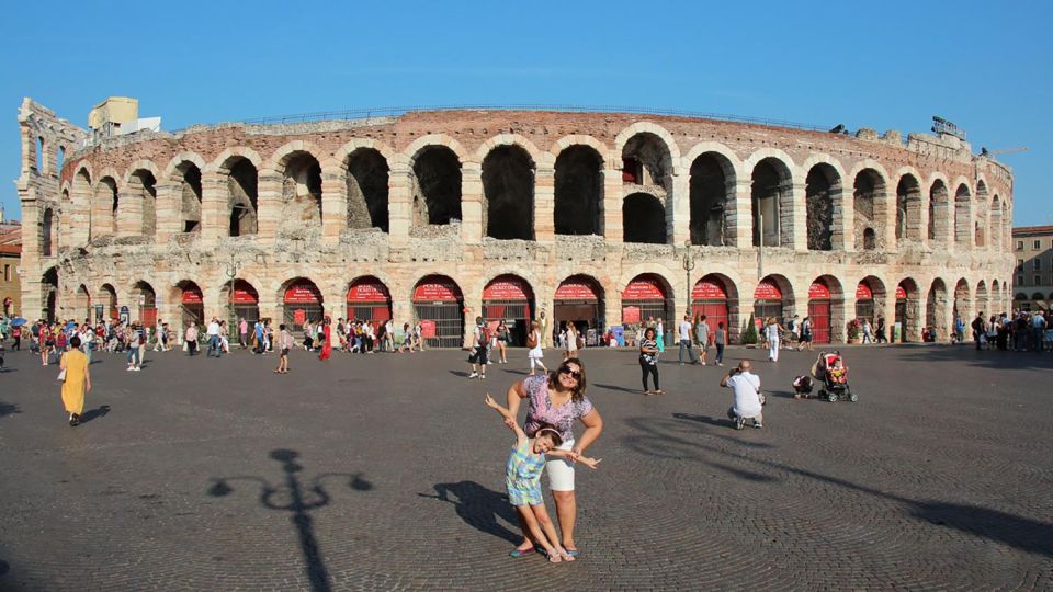 Exploration of Verona + Arena: Walking Tour