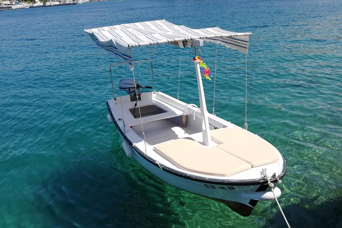 Explore the West Side of the Island of Brač With Pasara Boat – Traditional Dalmatian Boat