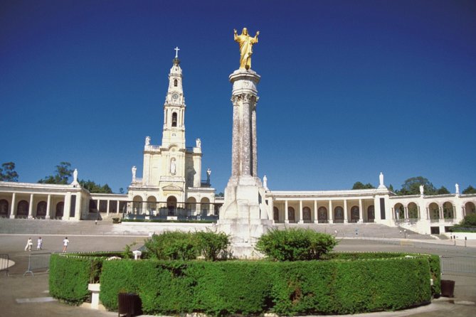 Fatima Sanctuary Private Tour From Lisbon