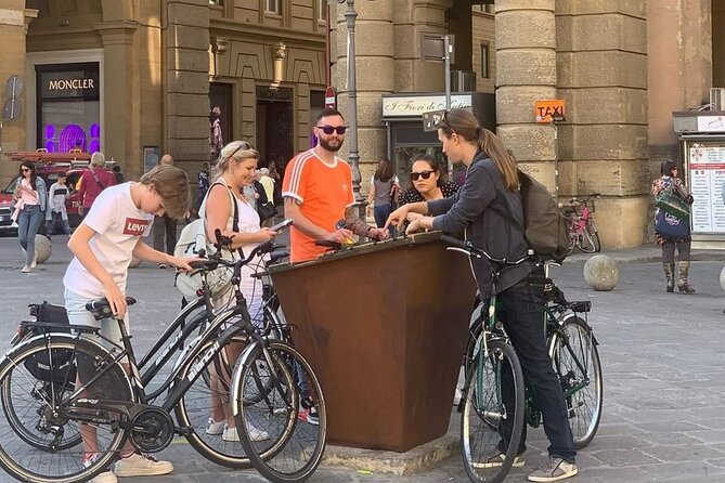 Florence by Bike: A Guided Tour of the City’s Highlights