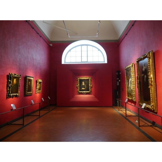 Florence: Private Uffizi Gallery & City Walking Guided Tour