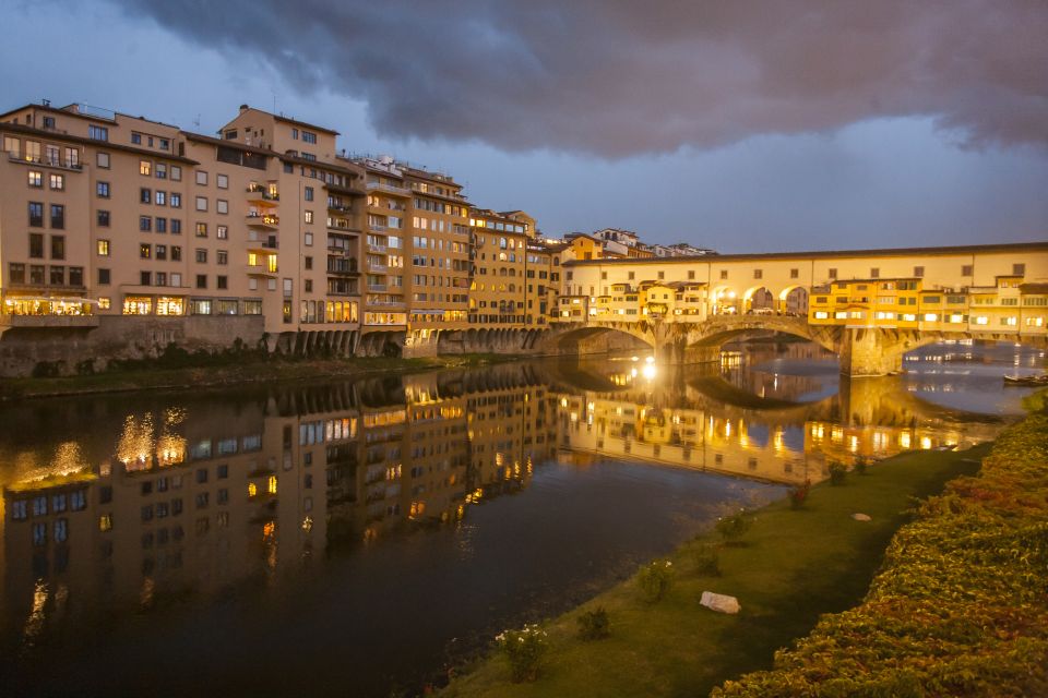 Florence: Walking Tour With Skip-The-Line Accademia & Uffizi