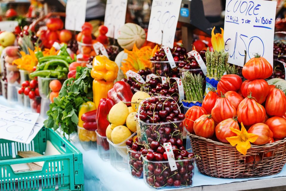 Forlì: Market, Cooking Demo & Meal at a Local’s Home