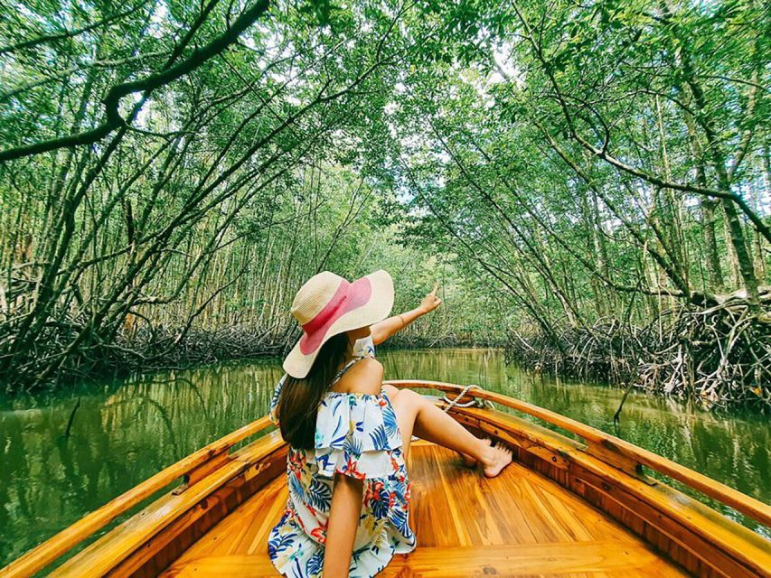 From Ao Nang: Private Gondola Cruise With Lunch and Picnic