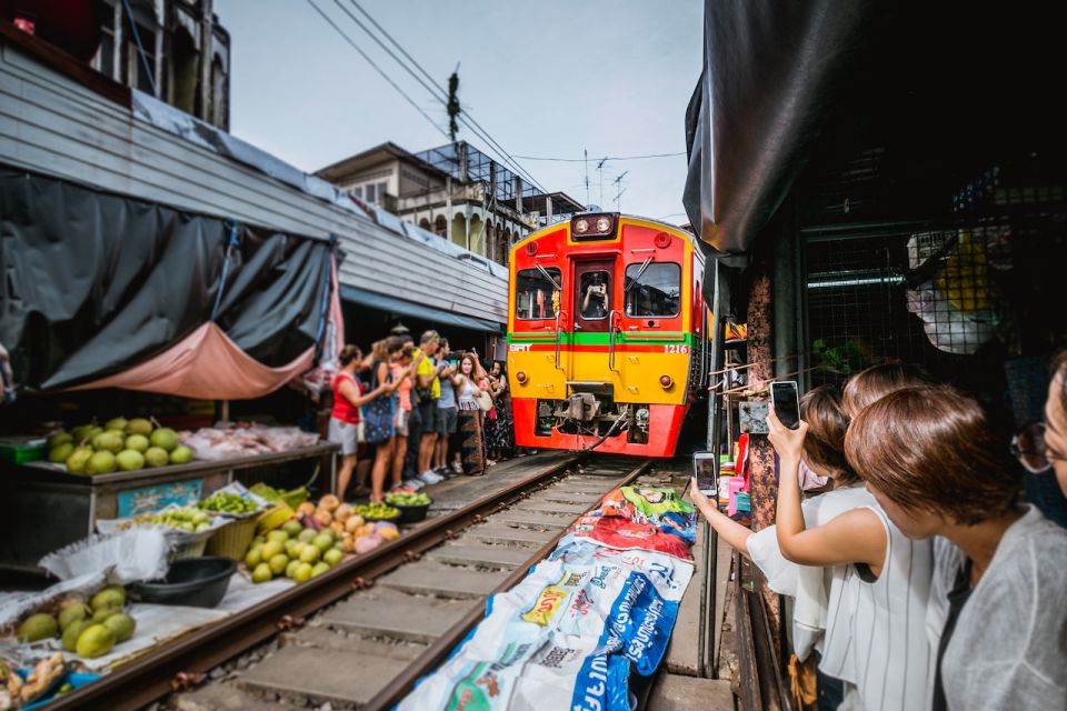 From Bangkok: Private Car Hire to Maeklong Railway Market