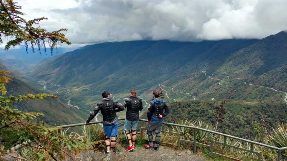 From Cusco: Budget Inca Jungle Trek With Return by Car