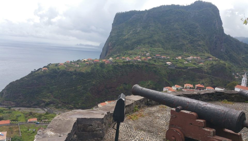 From Funchal: Santana and Pico Do Areeiro East Island Tour