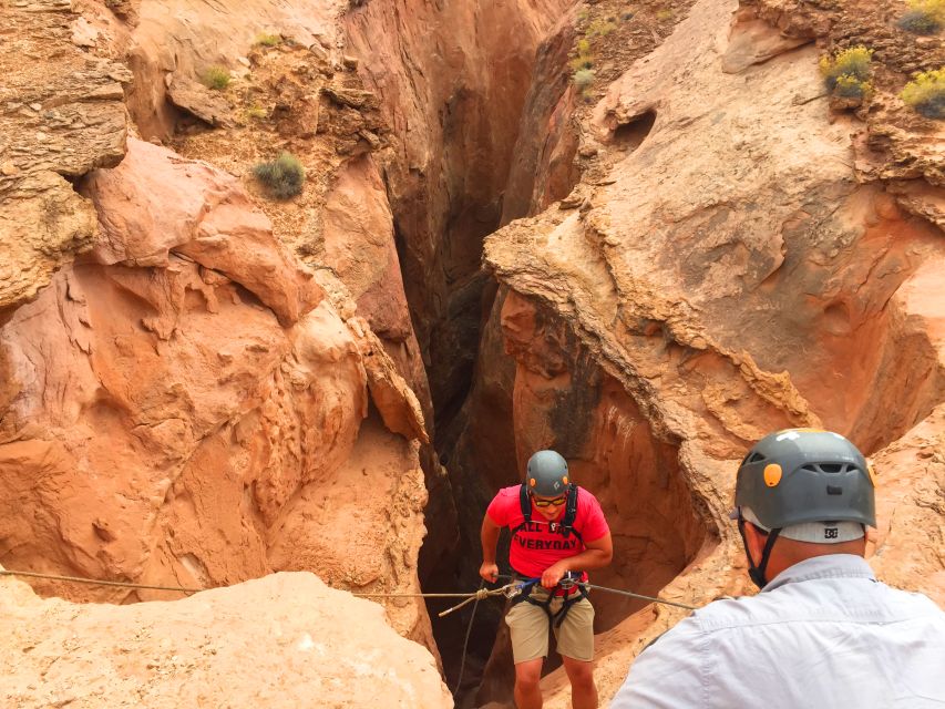 From Hanksville: West Moab Hidden Wonders Canyoneering Tour