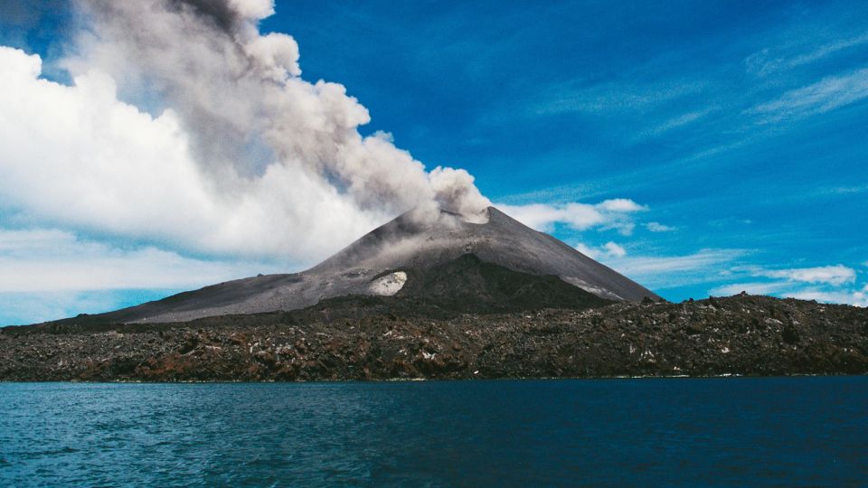 From Jakarta: Mount Krakatoa Guided Tour