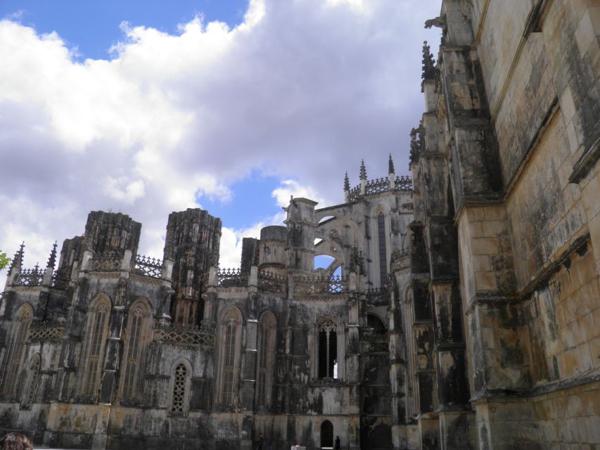 From Lisbon: Fatima Sanctuary and Batalha Monastery-UNESCO