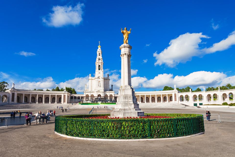 From Lisbon: Half-Day Fatima W/ Optional Candle Procession