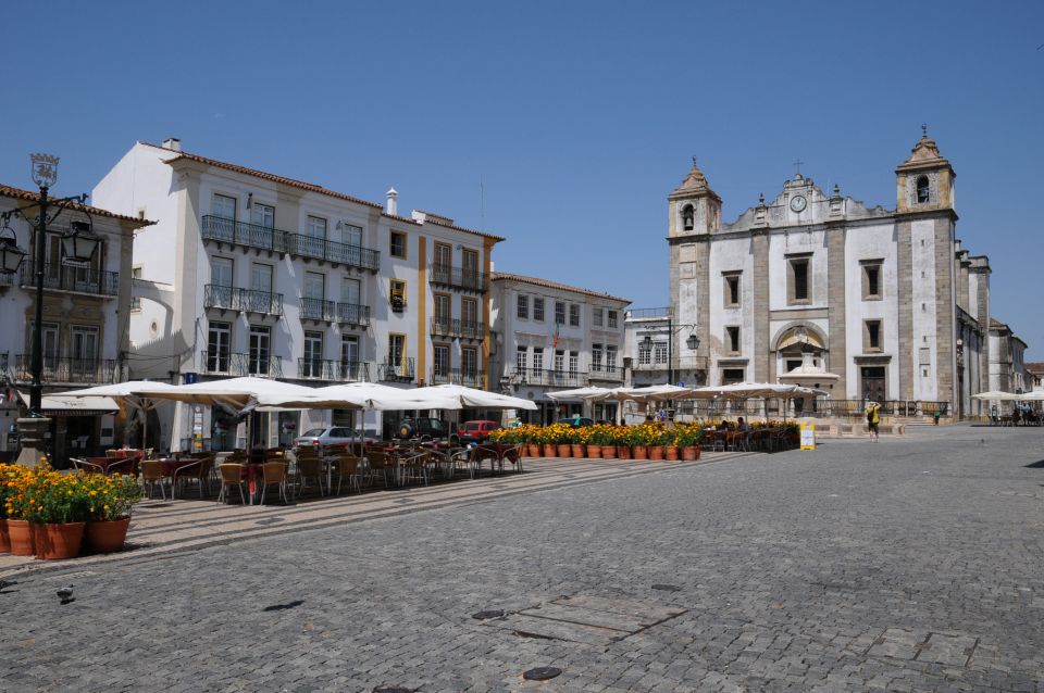 From Lisbon: Private Customized Small-Group Tour to Evora - Customized Small-Group Tour Experience