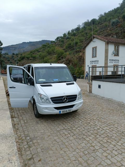 From Lisbon: Private Transfer to Oporto - One Way - Activity Details