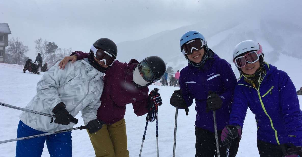 From Melbourne: Mt Hotham Snow and Skiing Full-Day Tour