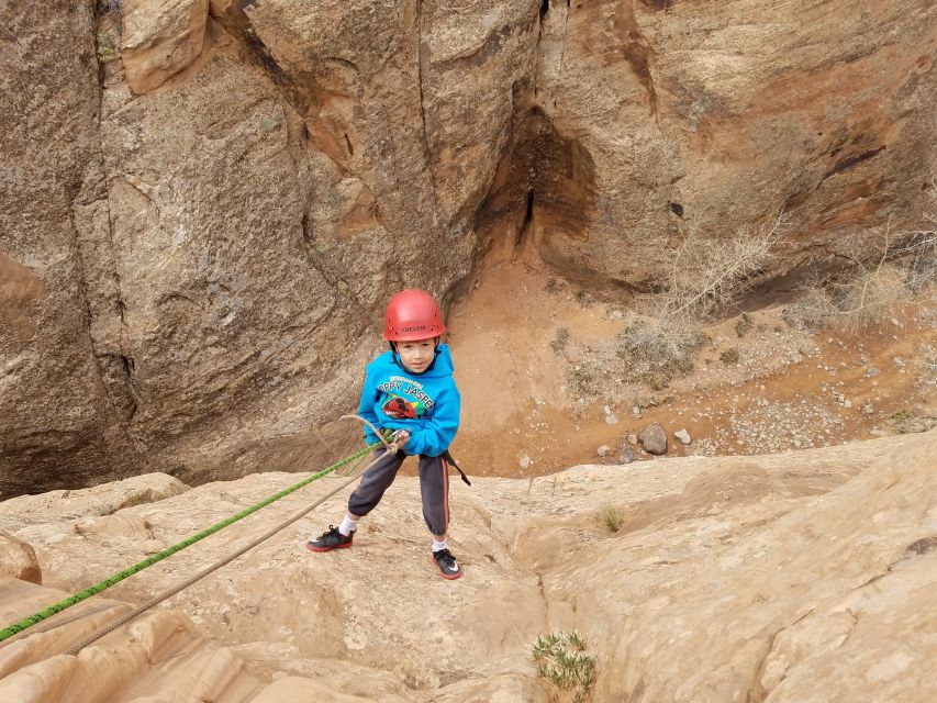 From Moab: Half-Day Canyoneering Adventure in Entrajo Canyon