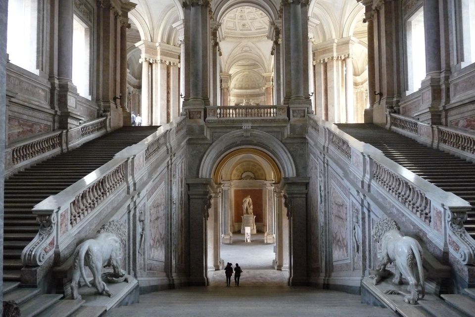 From Naples: Royal Palace of Caserta Private 2-Way Transfer