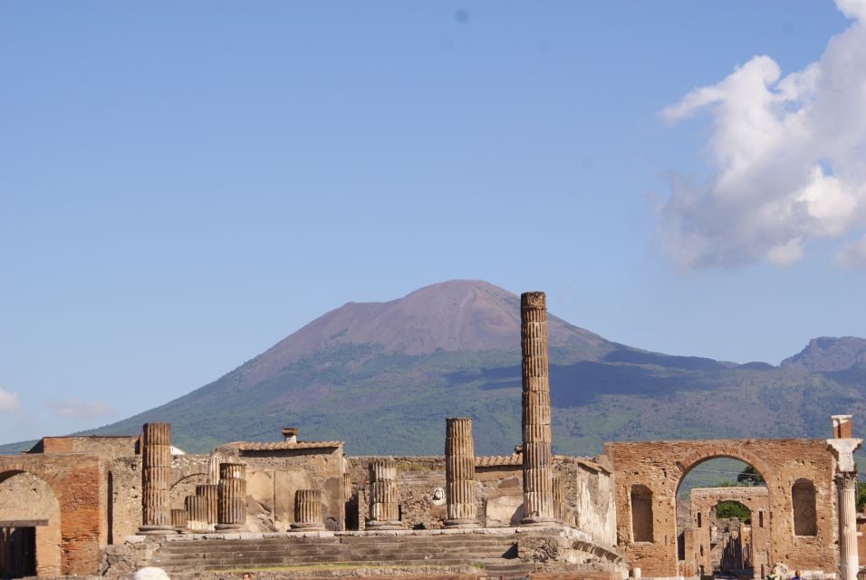 From Naples to Pompeii and Vesuvius