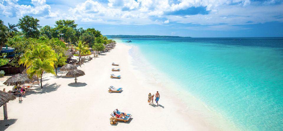 From Negril/Palladium: Negril Beach and Ricks Cafe Tour