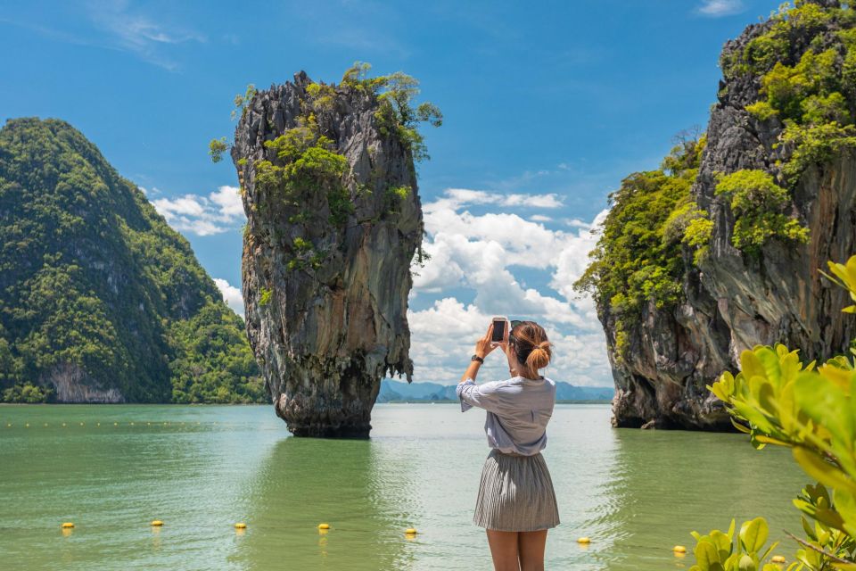 From Phuket: Premium Speedboat Tour James Bond & Koh Panyi