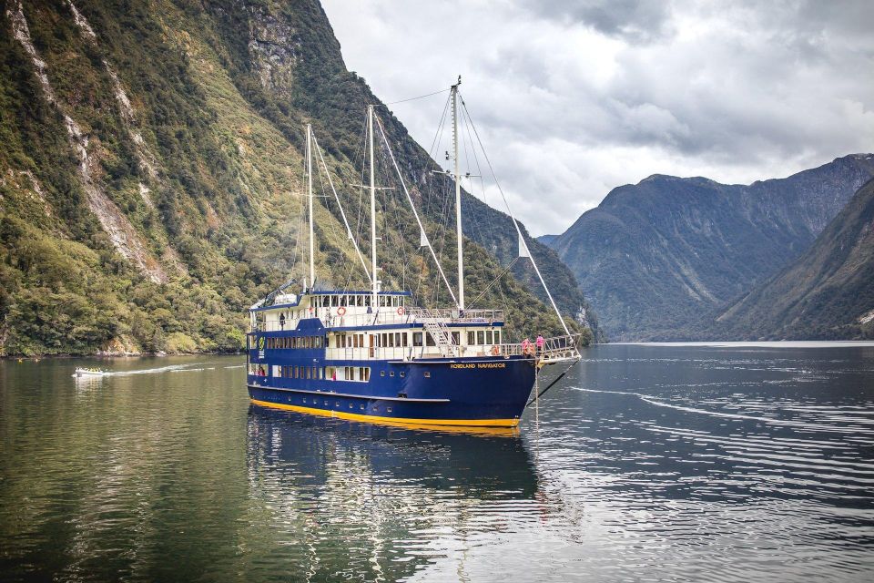 From Queenstown: Doubtful Sound Wilderness Day Trip