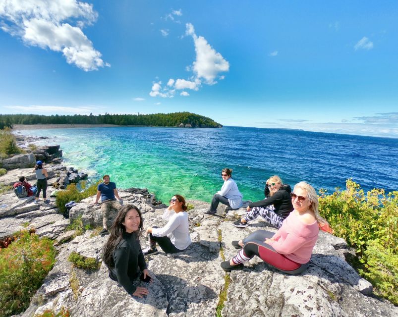 From Toronto: Bruce Peninsula Guided Hiking Day Trip