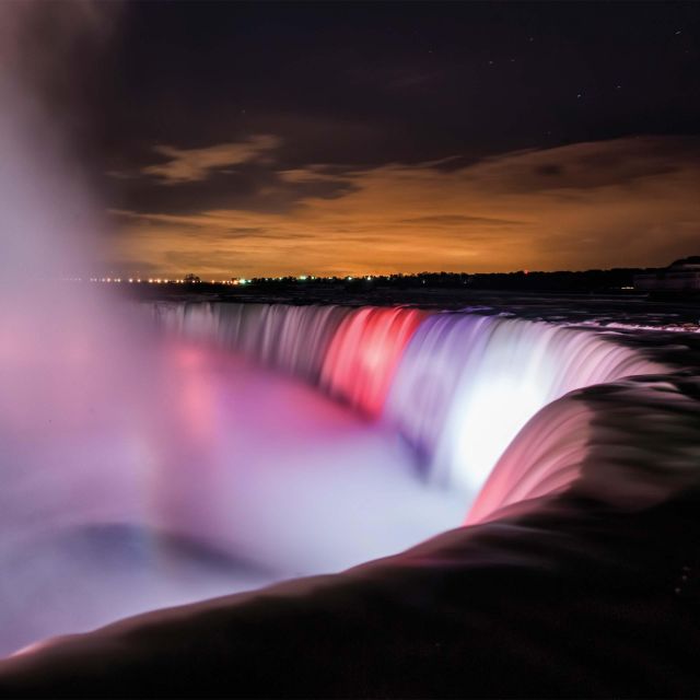 From Toronto: Niagara Falls Tour With Illumination Tower