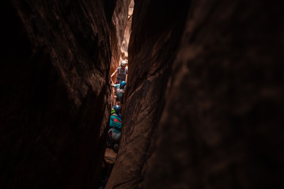 From Utah: 5-hour Canyoneering Experience Small Group Tour