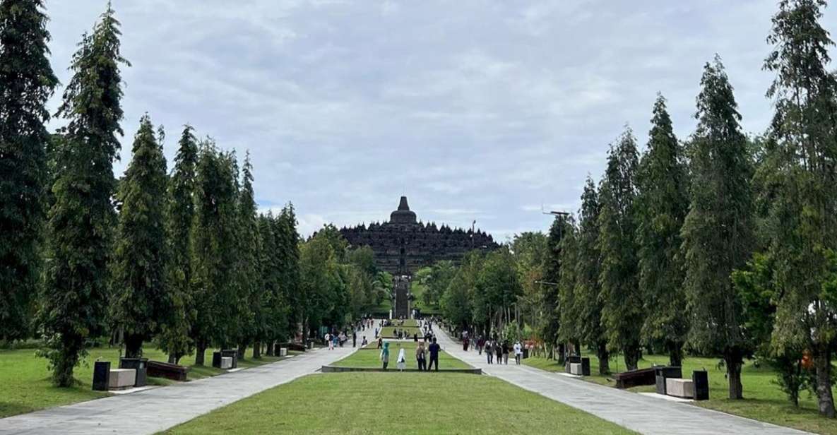 From Yogyakarta: 2-Day Temples, Volcano Sunrise, & Cave Tour